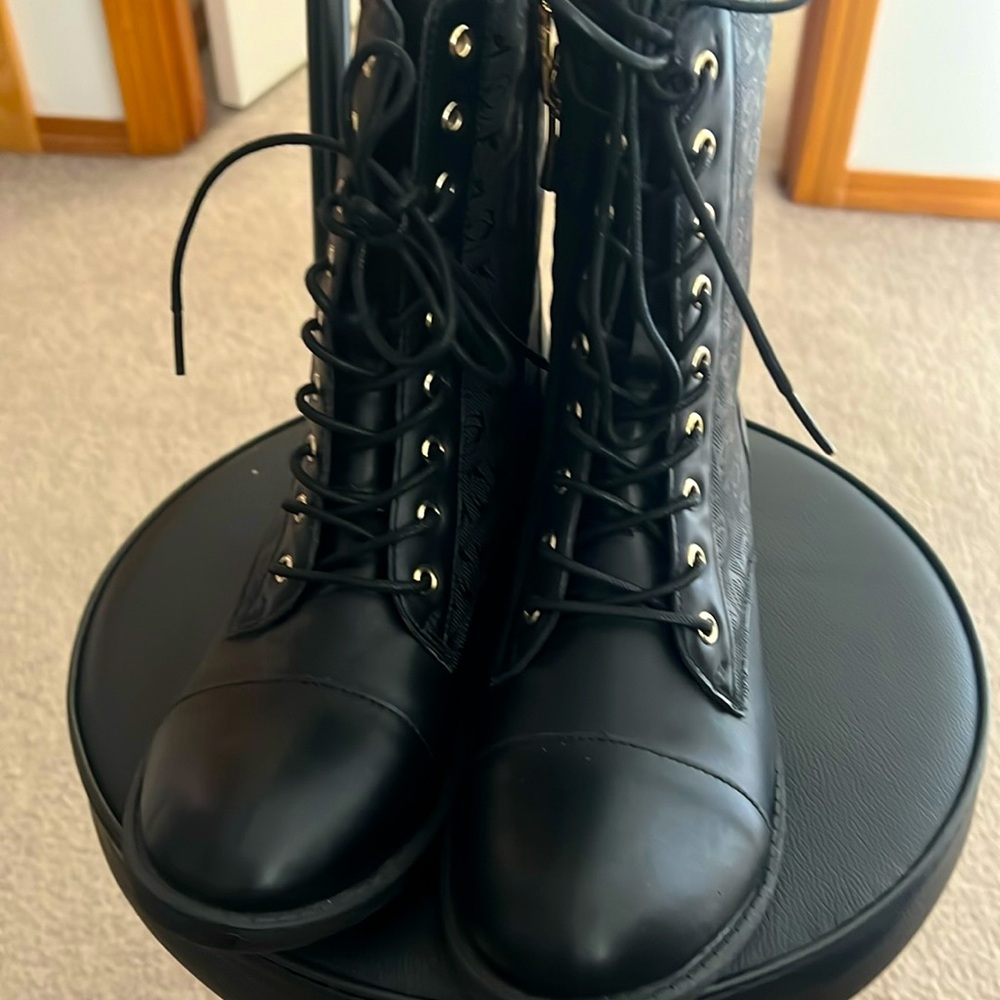 Leather boots tie ups, shoe strings, gold